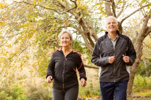 Elderly couple exercising after Diabetic Retinopathy